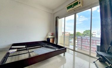 出售 4 卧室 商业空间 在 Don Mueang, 曼谷