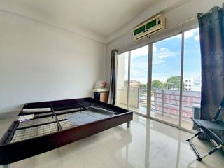 For sale 4 bedrooms retail Space in Don Mueang, Bangkok