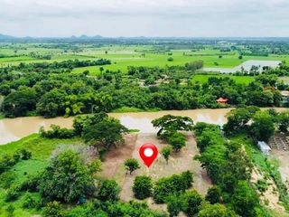 For sale land in Doem Bang Nang Buat, Suphan Buri