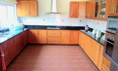 For sale 4 ベッドルーム villa in Sattahip, Chonburi