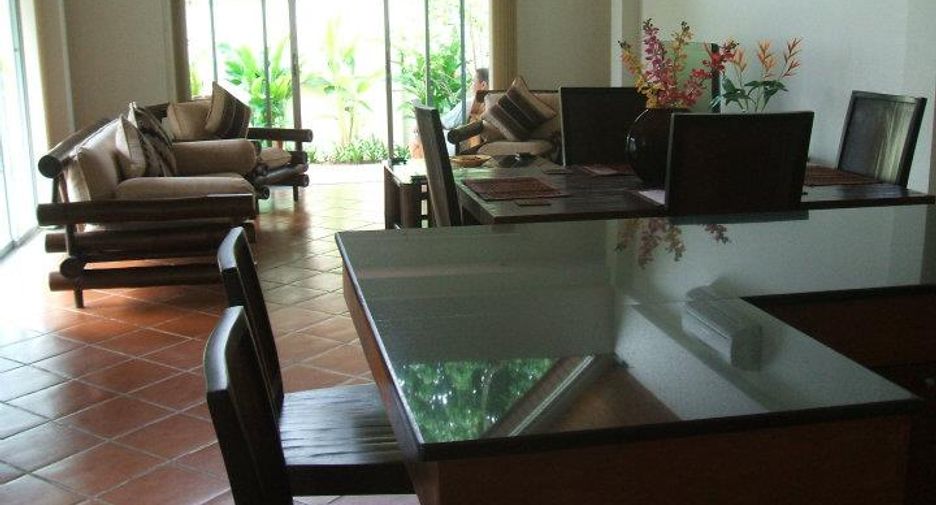 For sale 8 bed hotel in Mueang Phuket, Phuket