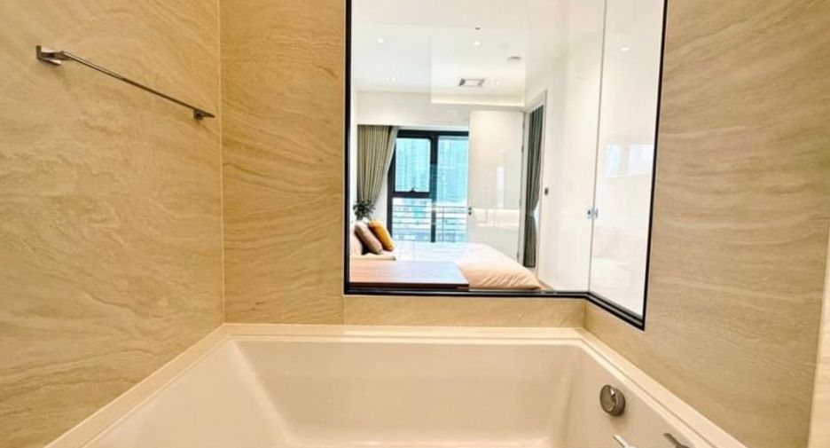 For rent and for sale 1 bed condo in Khlong Toei, Bangkok