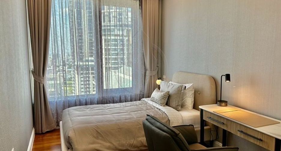For sale 2 bedrooms condo in Pathum Wan, Bangkok