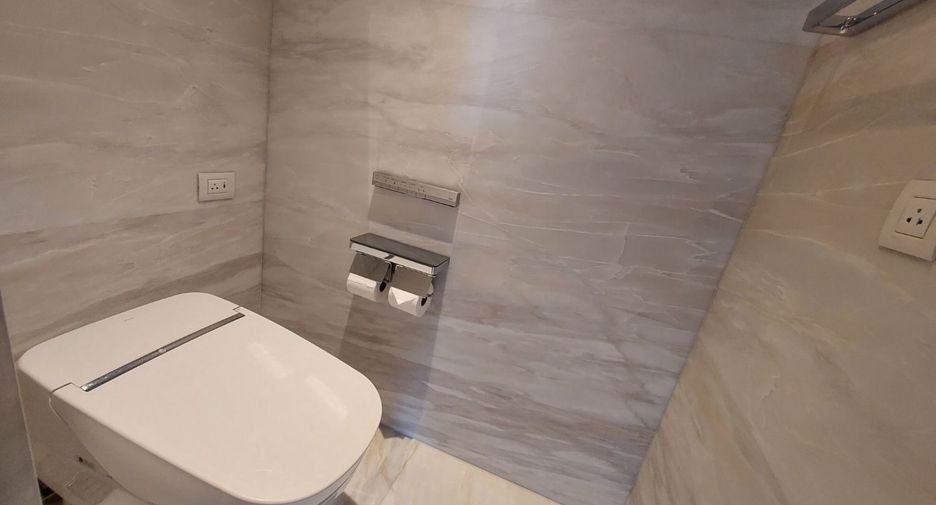 Condo en alquiler de 1 habitaciones en Pathum Wan, Bangkok