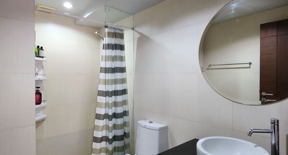 À vendre 1 chambre condo à Sathon, Bangkok