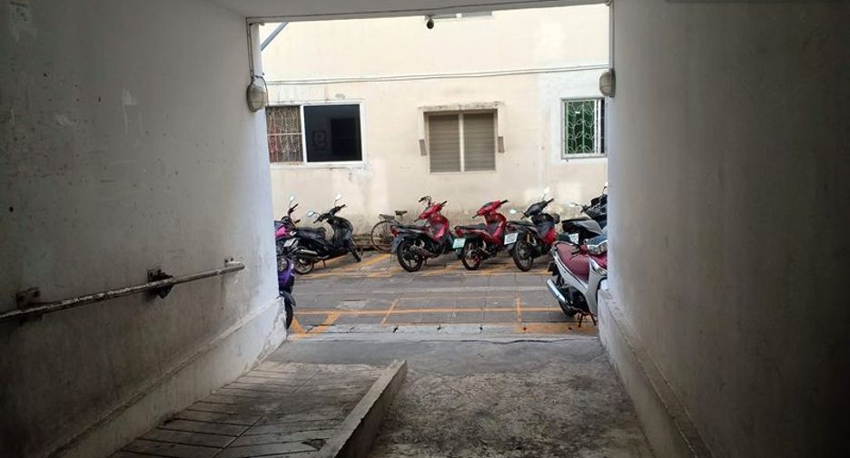 出售 2 卧室 公寓 在 Lat Krabang, 曼谷