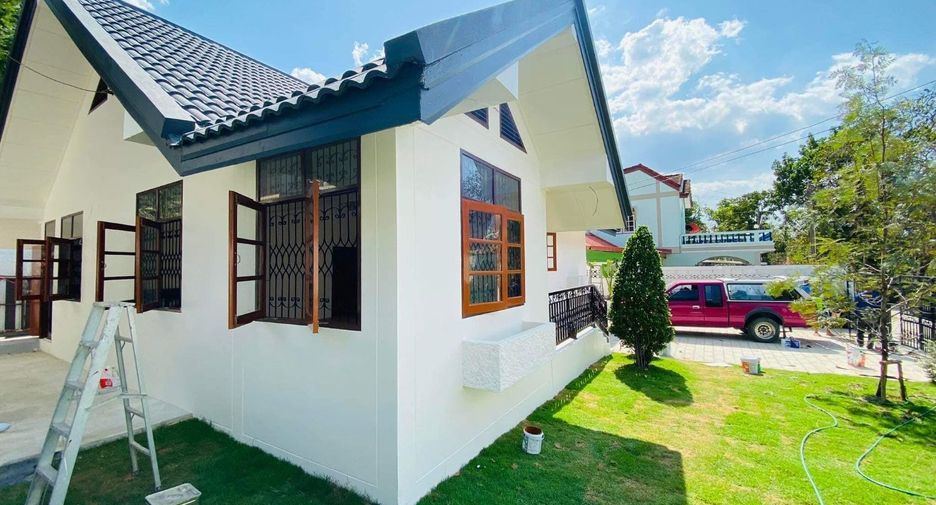 For rent and for sale 2 bed house in Si Racha, Chonburi