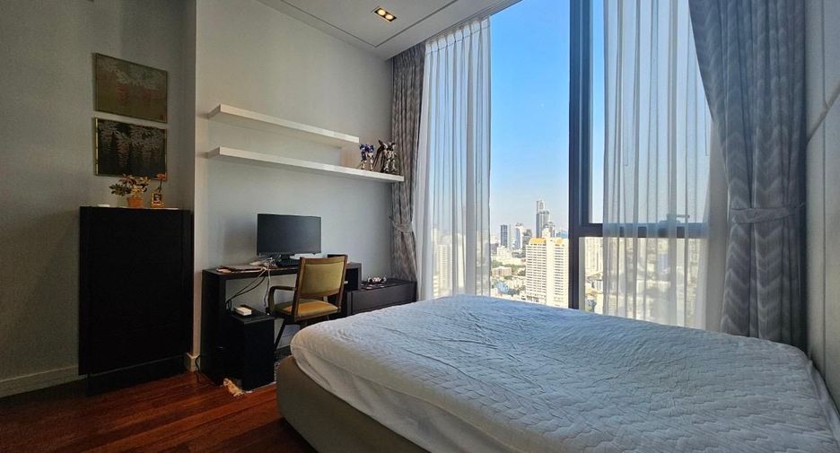 For rent and for sale 2 bedrooms condo in Khlong Toei, Bangkok