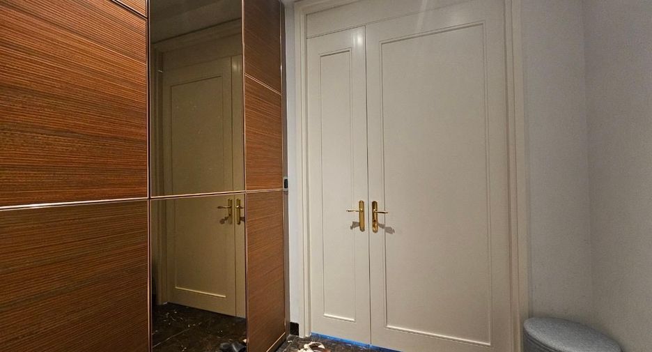 For rent and for sale 2 bedrooms condo in Khlong Toei, Bangkok