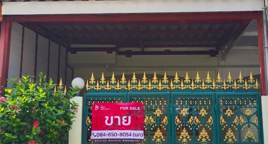 For sale 2 Beds townhouse in Mueang Samut Prakan, Samut Prakan