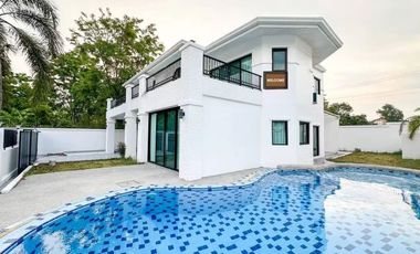 For rent and for sale 4 bed house in Bang Lamung, Chonburi