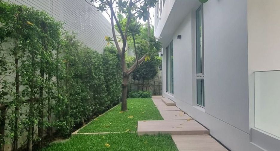 À vendre 4 chambres maison à Bueng Kum, Bangkok