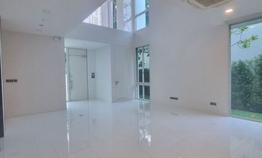 Casa en venta de 4 habitaciones en Bueng Kum, Bangkok