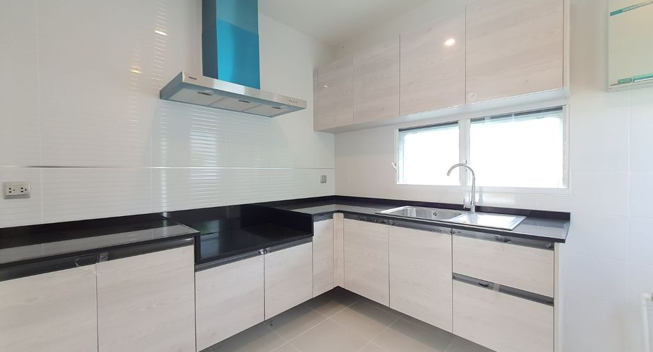 For sale 4 bedrooms house in Bang Bua Thong, Nonthaburi