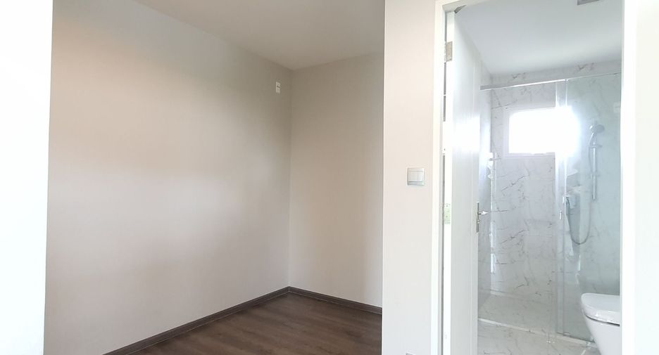 For sale 4 bedrooms house in Bang Bua Thong, Nonthaburi