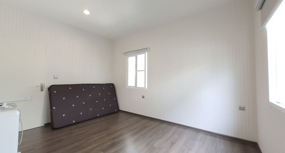 For sale 4 bedrooms house in Bang Bua Thong, Nonthaburi