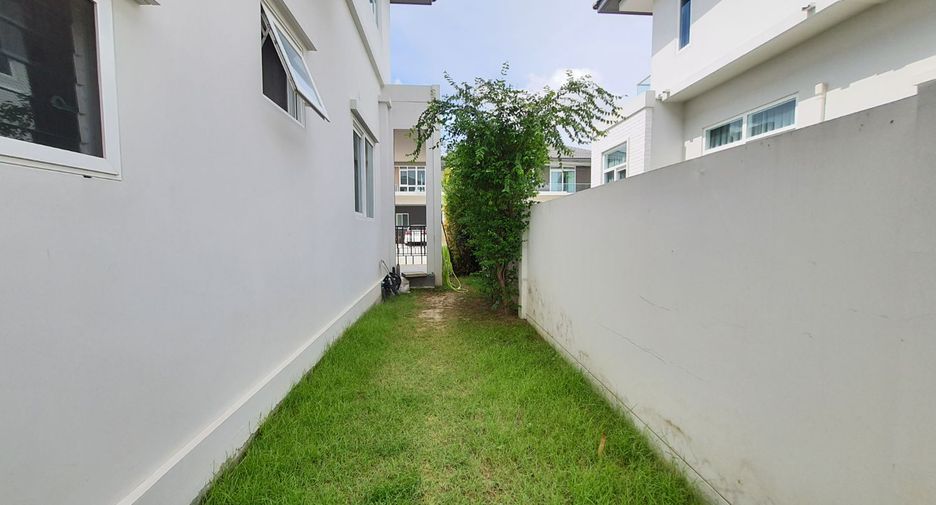 For sale 4 bedrooms house in Bang Bua Thong, Nonthaburi