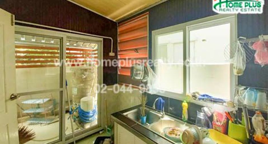 For rent and for sale studio townhouse in Bang Bua Thong, Nonthaburi