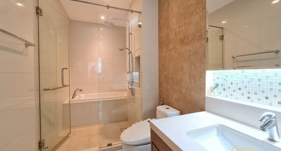 For rent 1 Beds condo in Khlong Toei, Bangkok