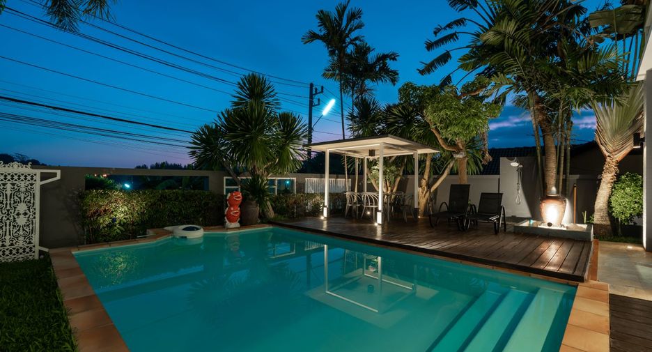 Villa en alquiler de 4 habitaciones en Mueang Phuket, Phuket