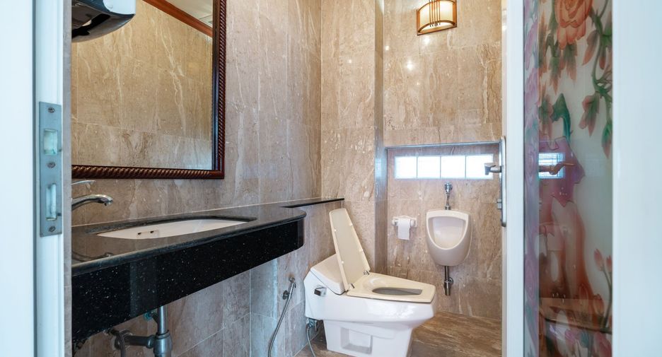 Villa en alquiler de 4 habitaciones en Mueang Phuket, Phuket