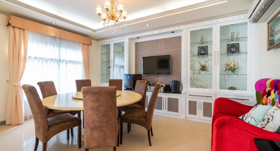 Villa en alquiler de 4 habitaciones en Mueang Phuket, Phuket