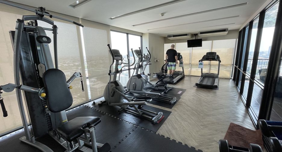 For sale 1 bed condo in Mueang Samut Prakan, Samut Prakan