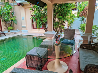 For sale 4 bedrooms house in Na Jomtien, Pattaya