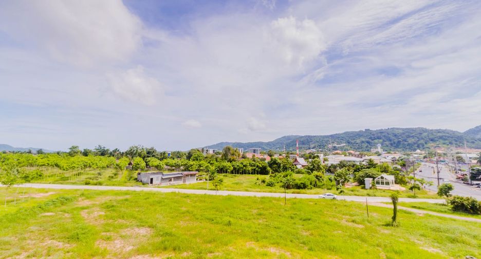 For sale 3 bedrooms retail Space in Mueang Phuket, Phuket