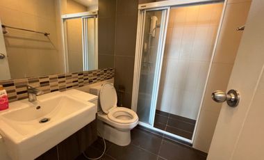 For rent and for sale 1 bed condo in Phaya Thai, Bangkok