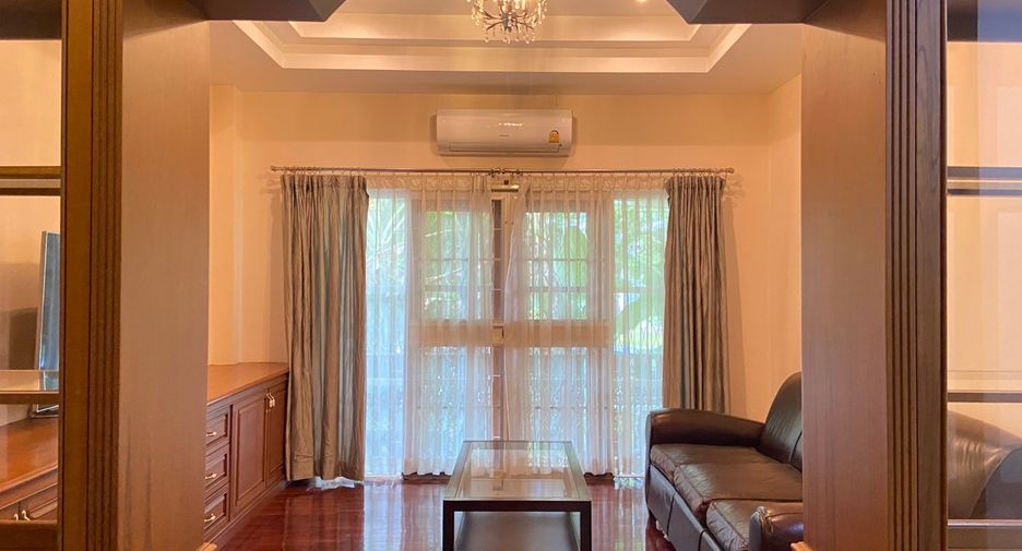 For rent 3 bedrooms house in San Sai, Chiang Mai