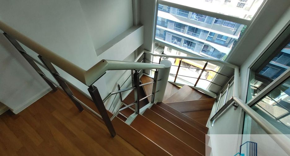 Wohnung zum Kauf mit 2 Zimmer in Phra Khanong, Bangkok