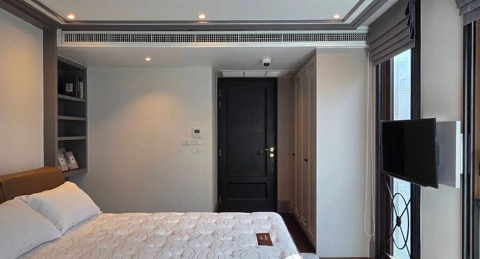 For sale 2 ベッドルーム condo in Yan Nawa, Bangkok