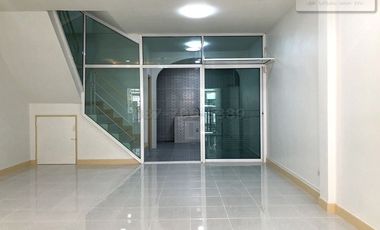 Продажа 3 спальни таунхаус в Кхлонг Сам Ща, Бангкок