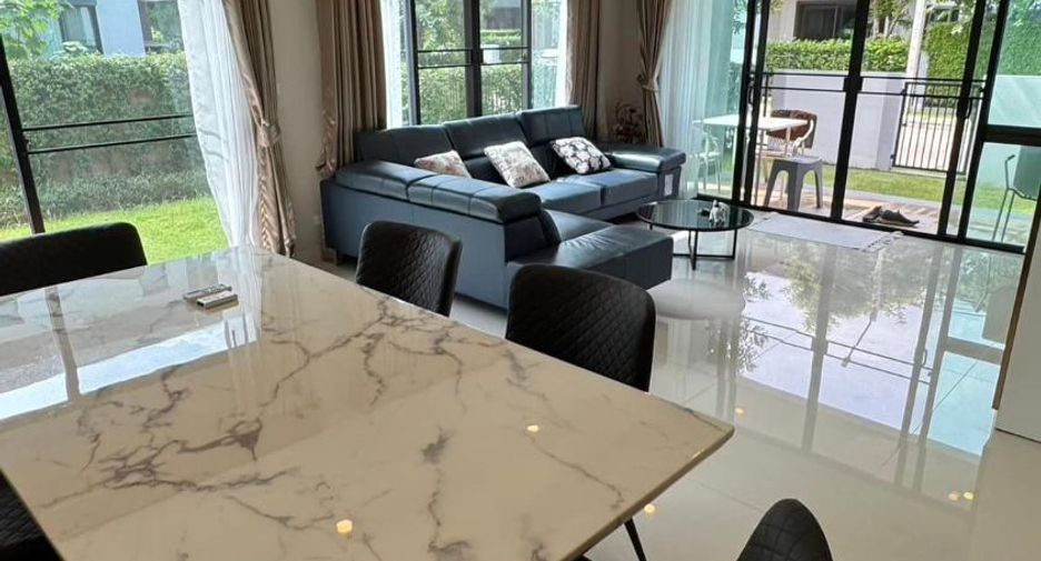 For rent 4 bed condo in Prawet, Bangkok