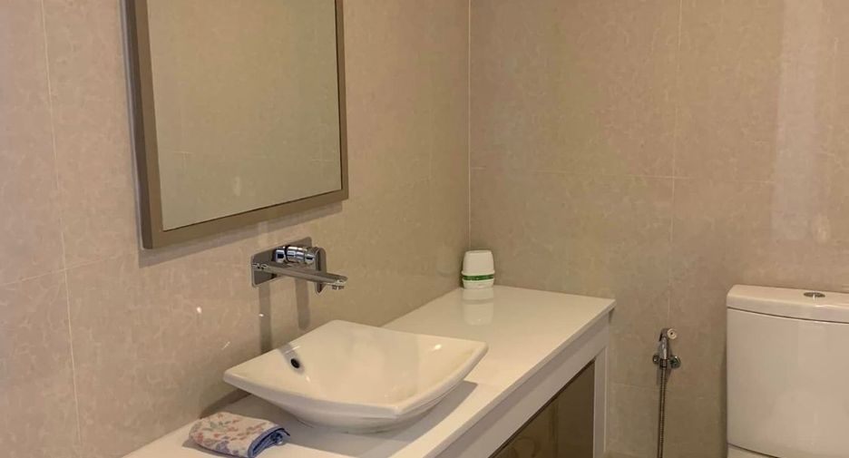 Condo en alquiler y en venta de estudio en Khlong Toei, Bangkok