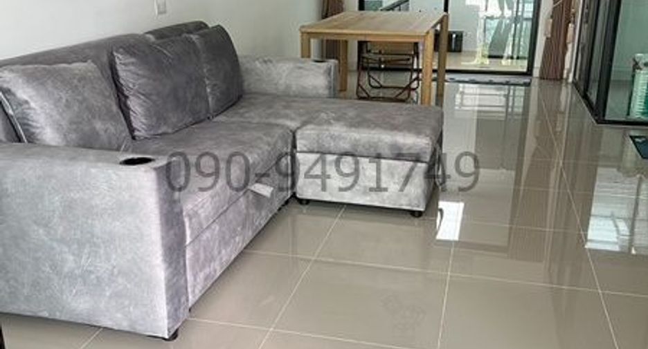 For rent 4 bedrooms house in Bang Kapi, Bangkok