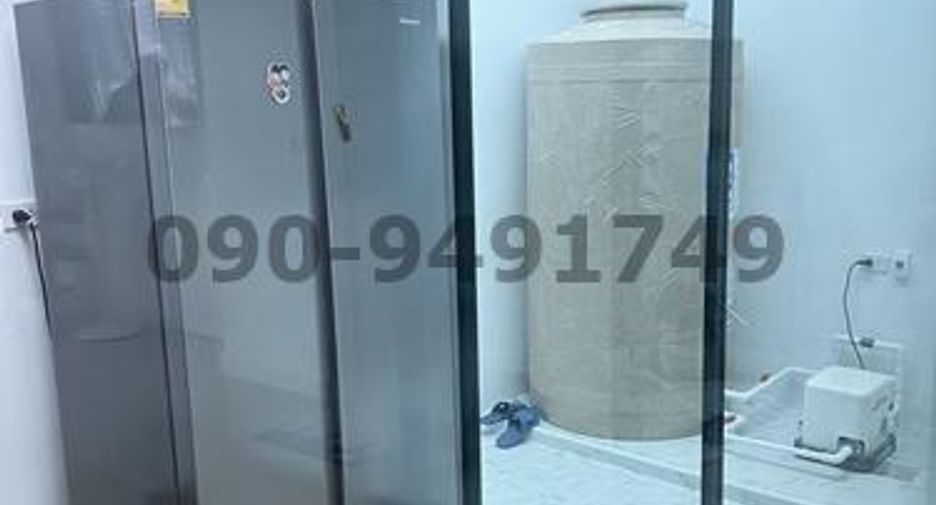 For rent 4 bedrooms house in Bang Kapi, Bangkok