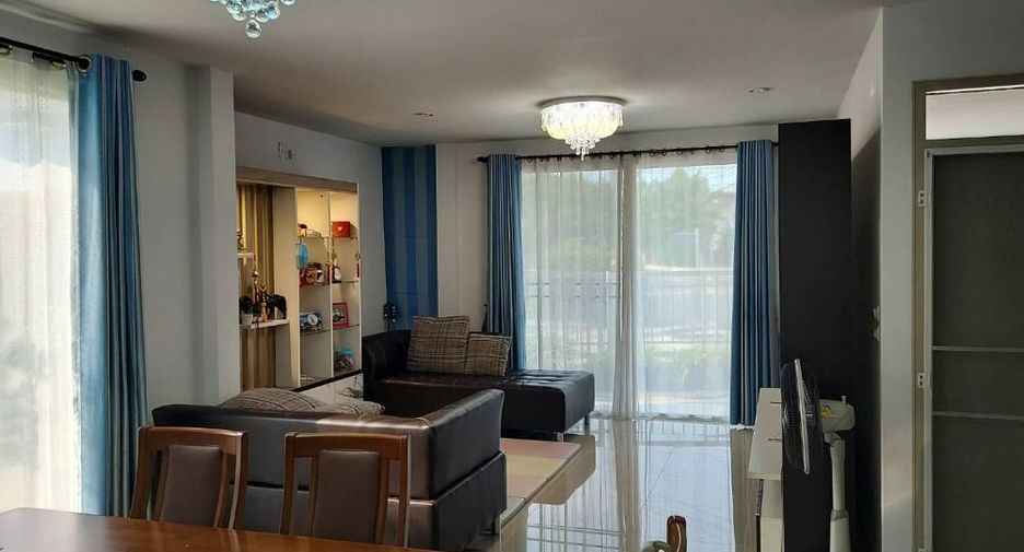 Haus zum Kauf mit 3 Zimmer in Bang Bua Thong, Nonthaburi