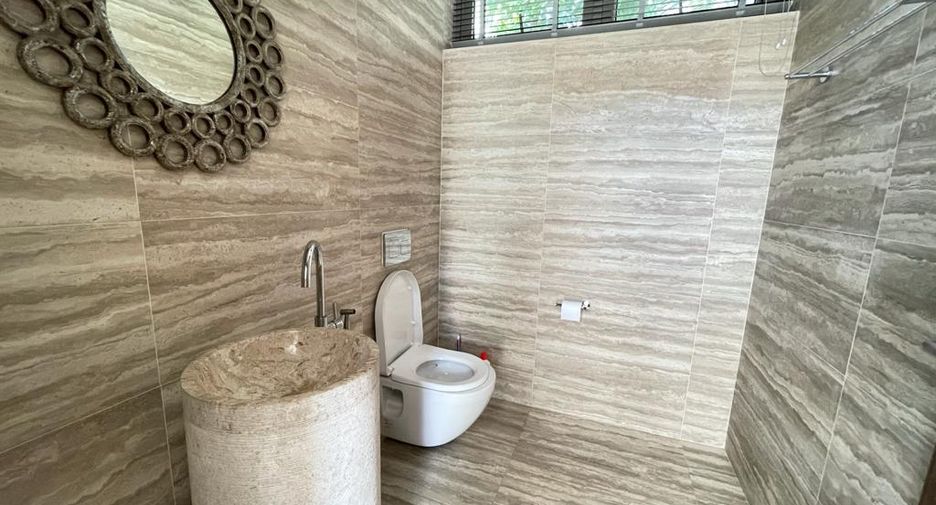 Аренда и продажа 3 спальни вилла в Пхукет Тощн, Пхукет