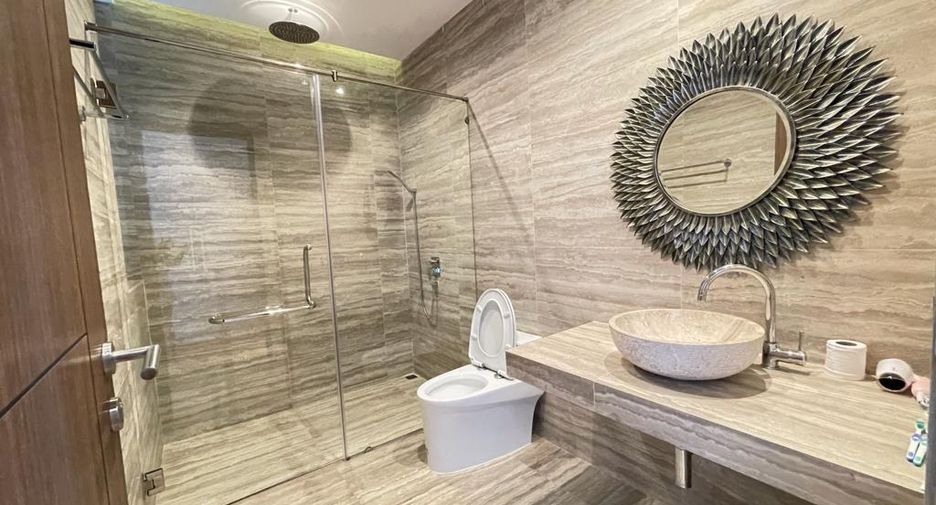 Аренда и продажа 3 спальни вилла в Пхукет Тощн, Пхукет