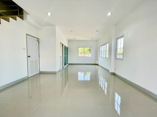 For sale 3 bed townhouse in Bang Lamung, Chonburi