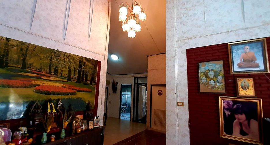 Продажа 6 спальни дом в Мыанг Районг, Районг