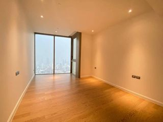 Продажа 3 спальни кондо в Кхлонг Сан, Бангкок