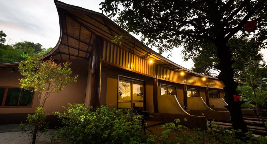 For rent and for sale 10 bed retail Space in Mueang Krabi, Krabi