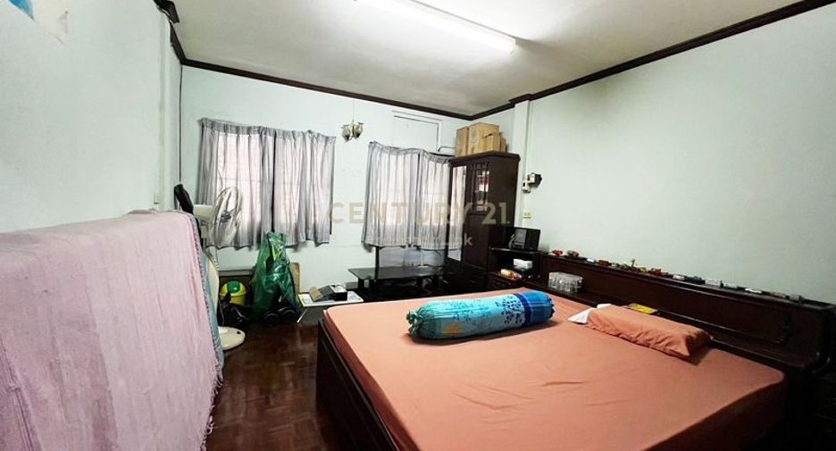 ขาย 5 เตียง พื้นที่ค้าปลีก ใน คลองเตย, กรุงเทพฯ
