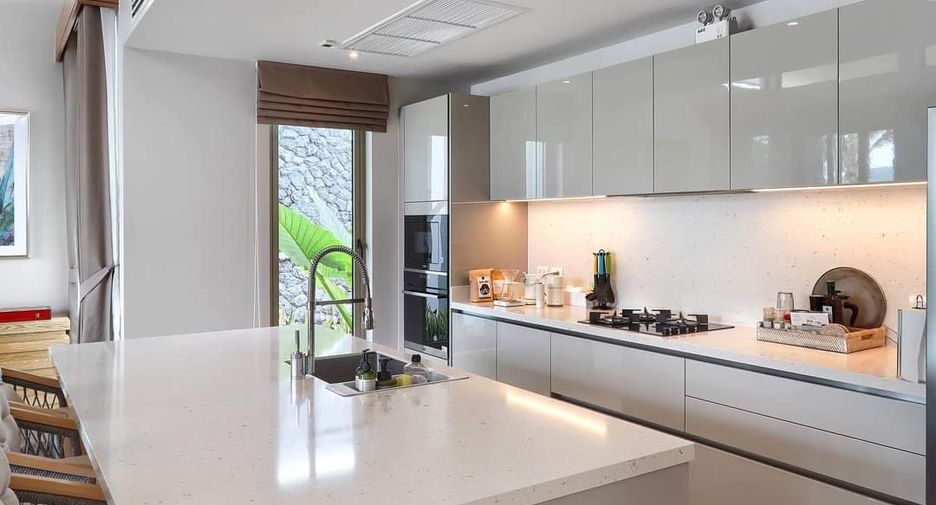 Villa en venta de 4 habitaciones en Thalang, Phuket