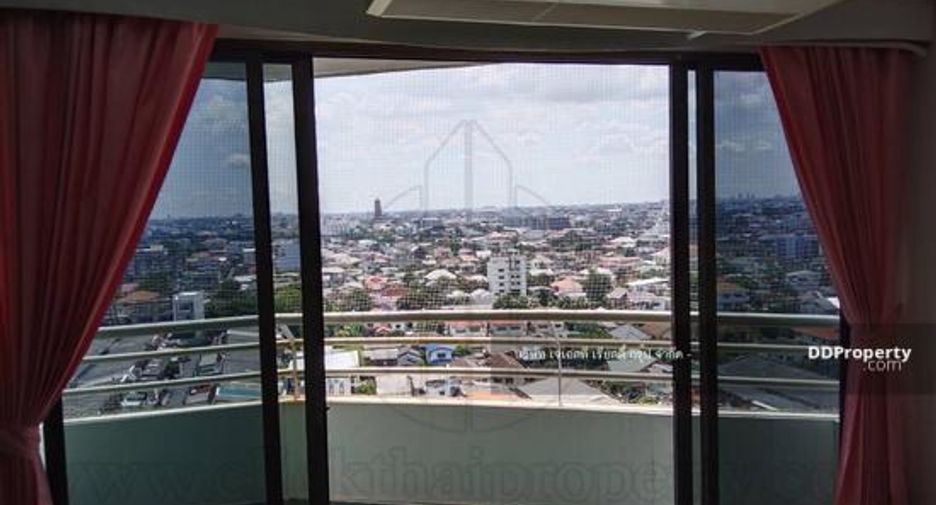 出租 和 出售 3 卧室 公寓 在 Chatuchak, 曼谷