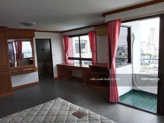 For rent and for sale 3 bed condo in Chatuchak, Bangkok