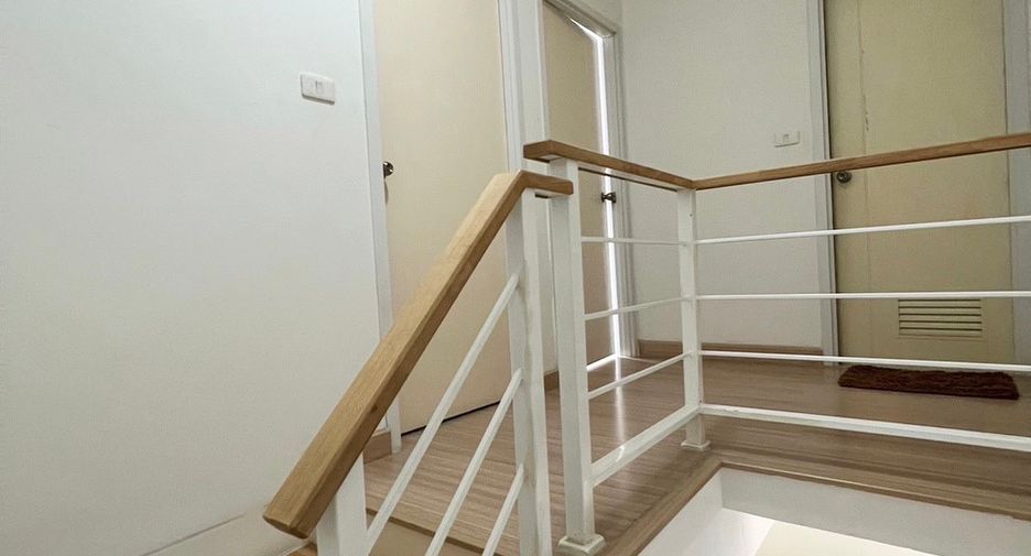 À vendre 3 chambres maison à Bang Phli, Samut Prakan